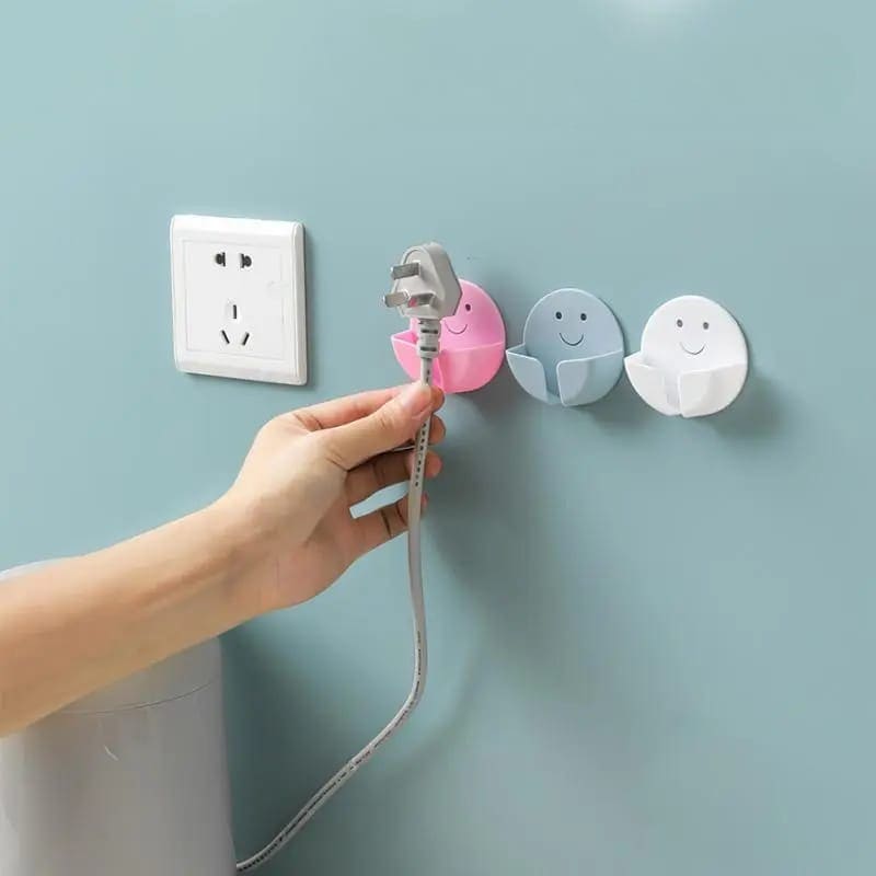 Round Smiley Plug Holder, Lovely Smiley Hook, Nail-free Hook Hanger, New Wall Storage Plug Hook, Creative Multifunction Plug Hook, Strong Traceless Hook, Power Cord Holder Storage Hook