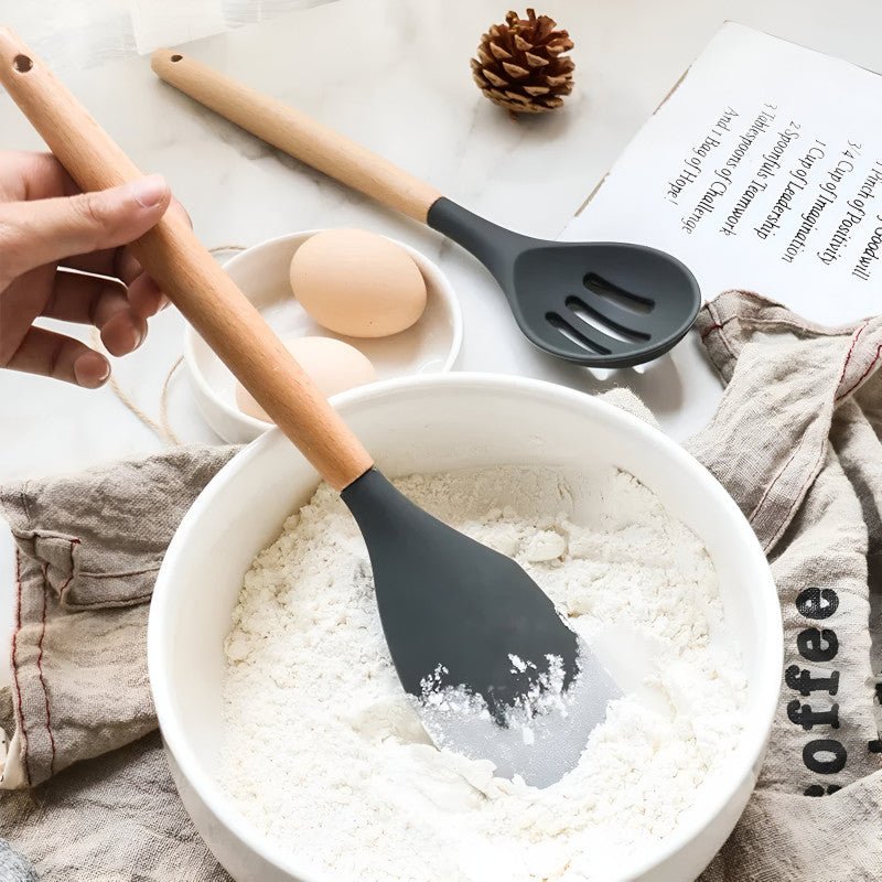 12 Pcs Silicone Kitchen Utensil Set – Heat Resistant Non‑Stick Cooking Tools with Wooden Handles