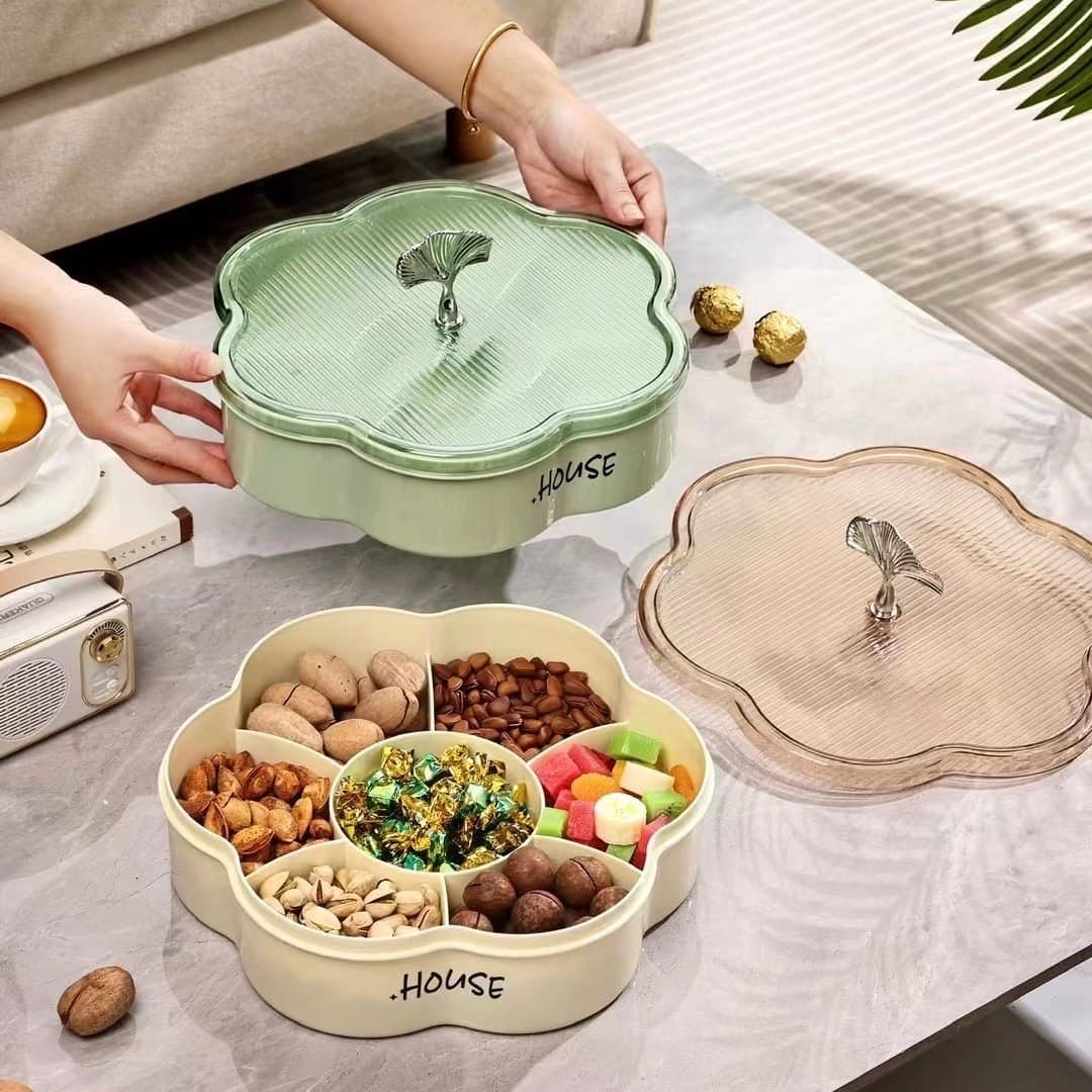 Fish Tail Candy Box, 7 Compartment Flower Dried Fruit Box, Multifunctional Food Container, Candy And Nut Serving Container, Appetizer Tray with Lid