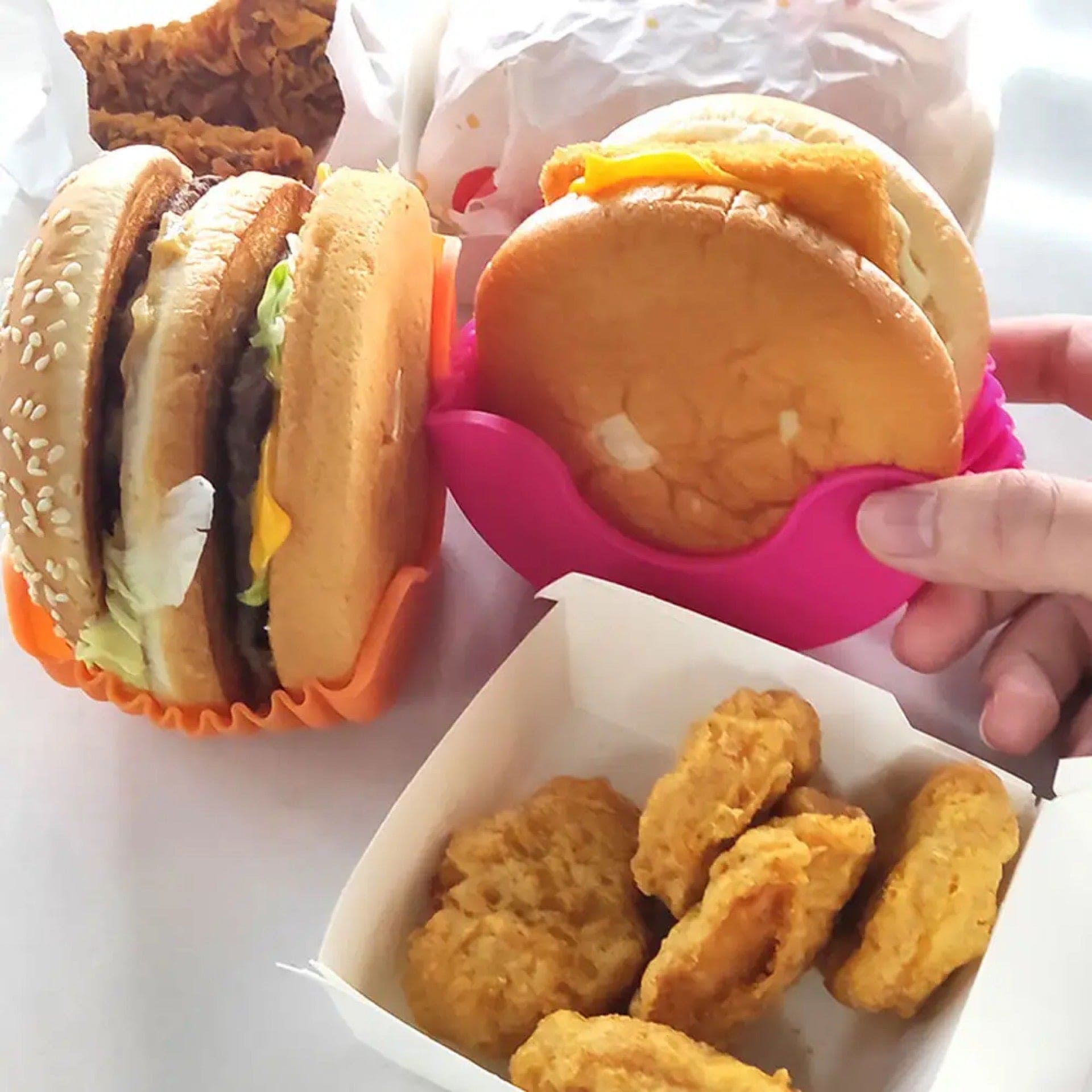 Hamburger Holder, Reusable Sandwiches Holder, Burger Buddy Clip Rack, Food Grade Silicone Burger Rack, Expandable Adjustable Burger Holder, Silicone Hamburger Clip, Anti Drop Hamburger Box, Washable Telescopic Hamburger Holder