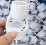 Smart Motion Sensor Bulb Holder, Auto On/Off Light Socket Adapter, Motion Sensor Light Bulb Socket Adapter, Smart Bulb Holder with Motion Detection