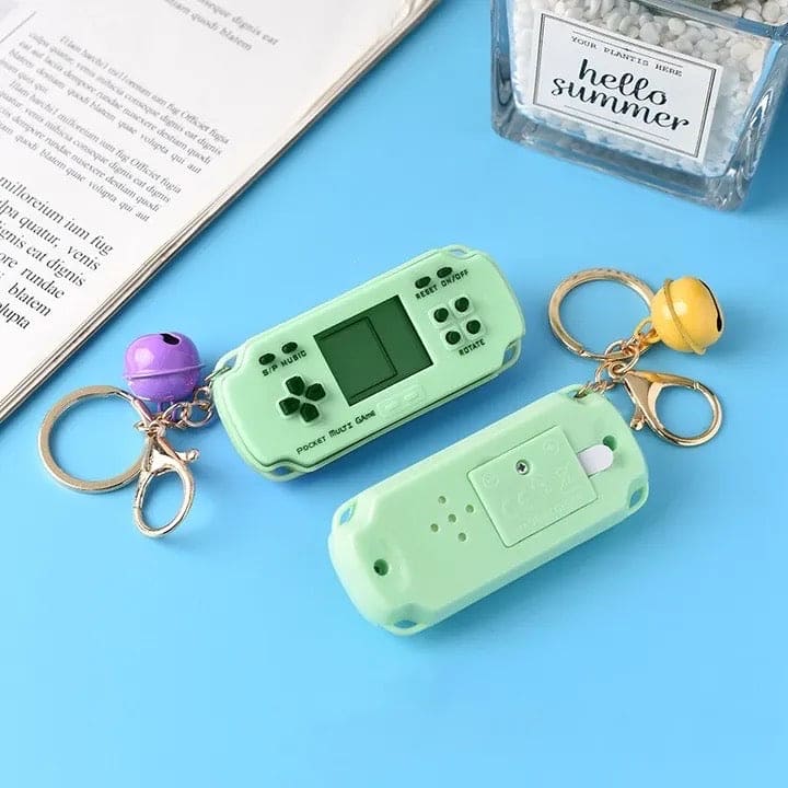 Mini PSP Game Keychain, Retro Console Video Game, Handheld Game Console, Game Console Keychain, Nostalgic Classic Game, Pocket Multi Game, Portable Parent-Child Games Console, New Tetris Game Console Keychain