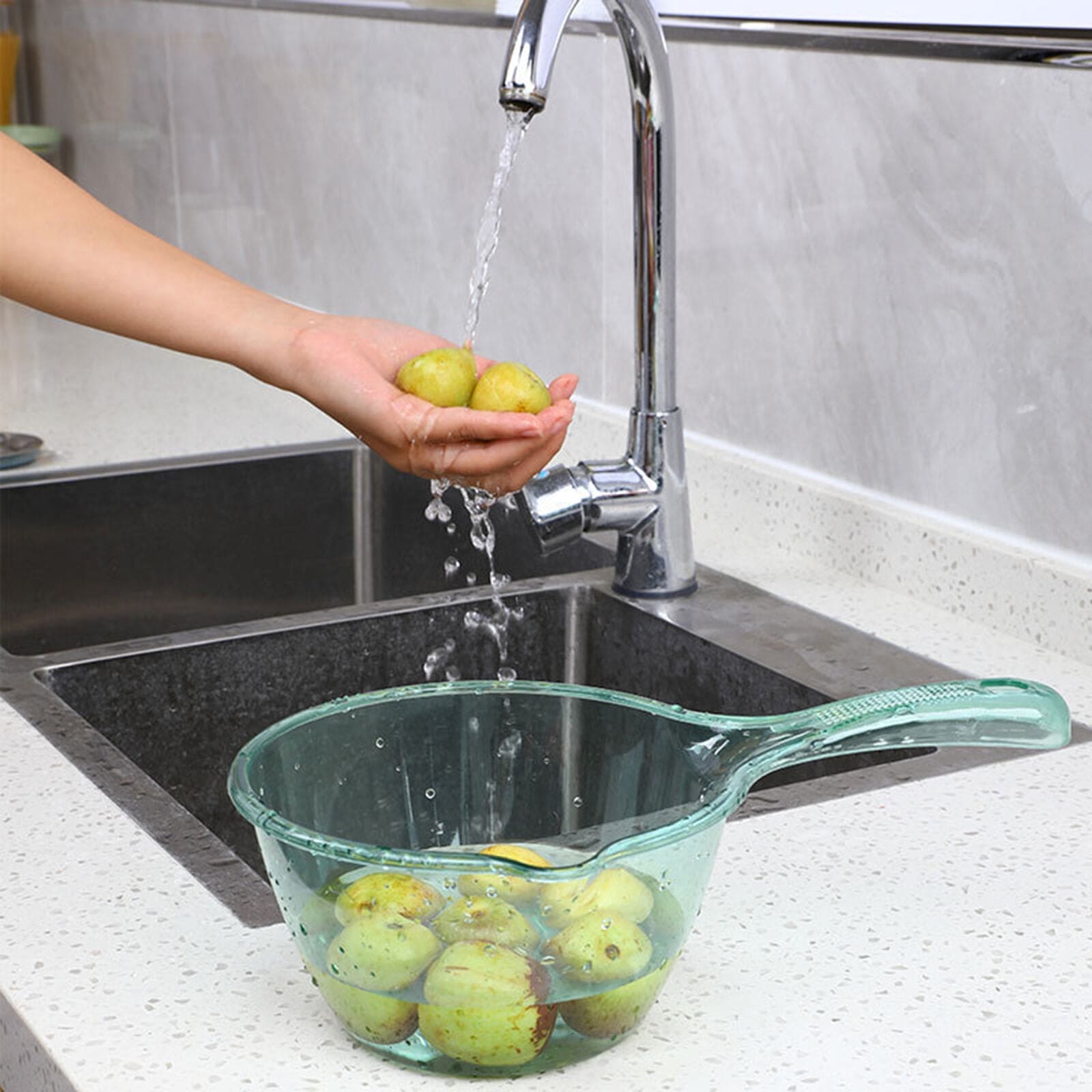 Plastic Water Ladle, Long Handle Water Ladle, Water Bath Scoop, Multipurpose Transparent Ladle For Home Kitchen Bathroom Outdoor, Hair Wash Bucket, Large Capacity Shower Ladle