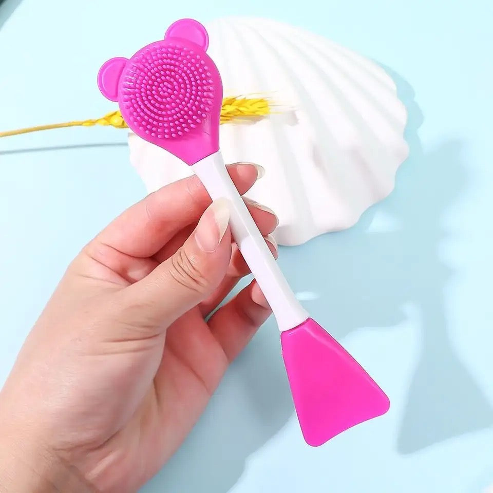 Bear Double Head Face Brush, Silicone Mud Film Facial Brush, Multifunctional Long Handle Silicone Applicator Women, Face Mask Cream Sticks Brush, Facial Mask Applicator, Makeup Removal Scrubber,  Portable Salon Spa Facial Cleansing Brush