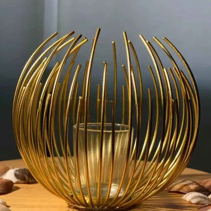Geometric Metal Candle Holder, Gold Lantern Metal Candlestick, Nordic Home Decor Wrought Iron Candle Holder, Metal Crafts Modern Desktop Candle Holder, Metal Candlestick Wedding Bedroom Table Decoration