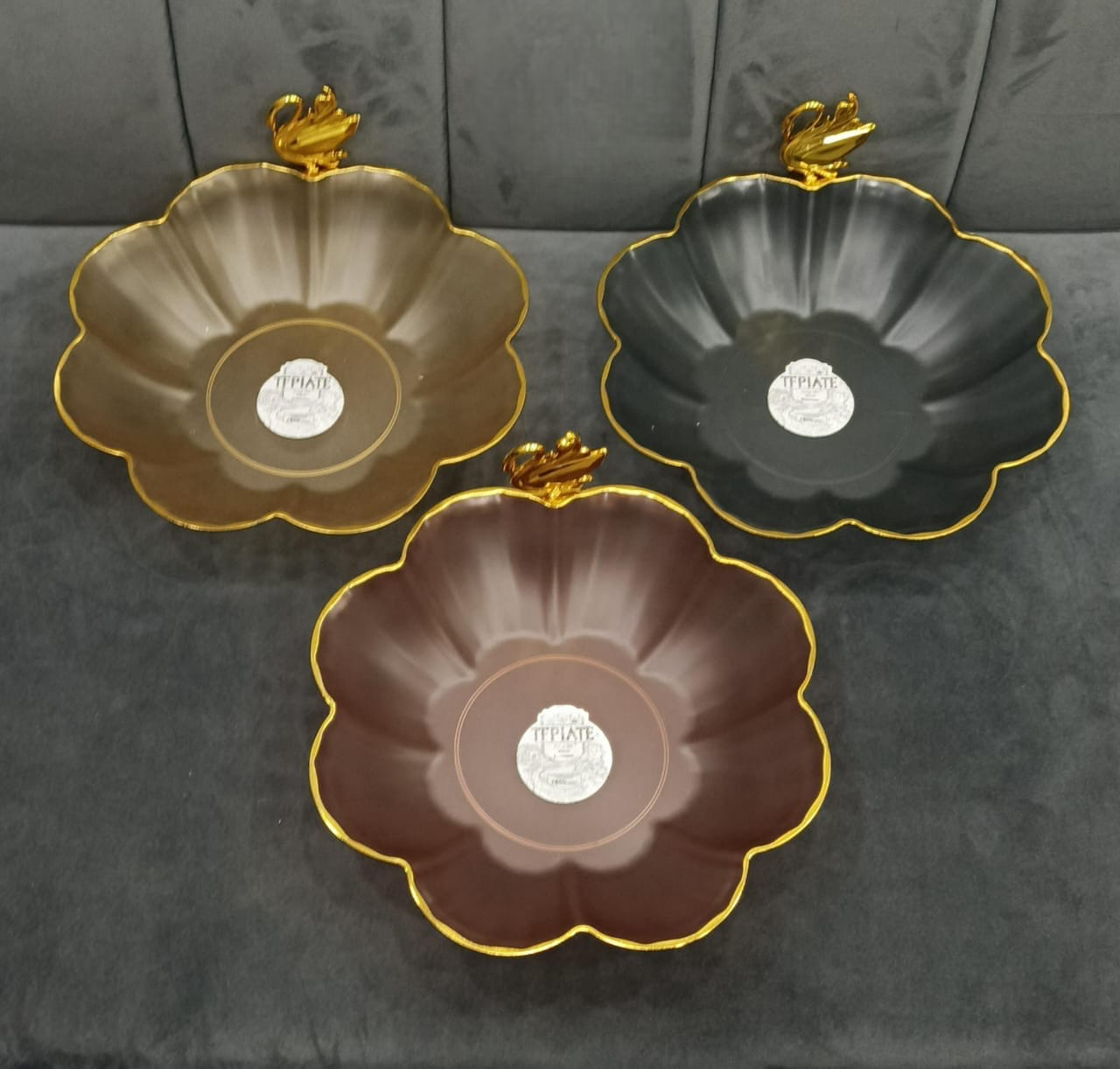 Elegant Floral Shaped Fruit Plate, Vintage Style Serving Plates, New Design Dryfruit Plate