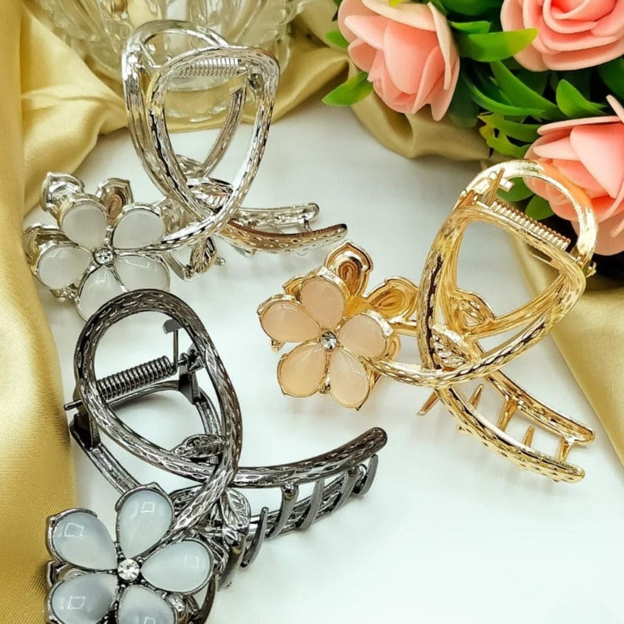 Fancy Flower Metal Catcher, Hair Styling Claws for Women, Metallic Hair Clutch Clamp