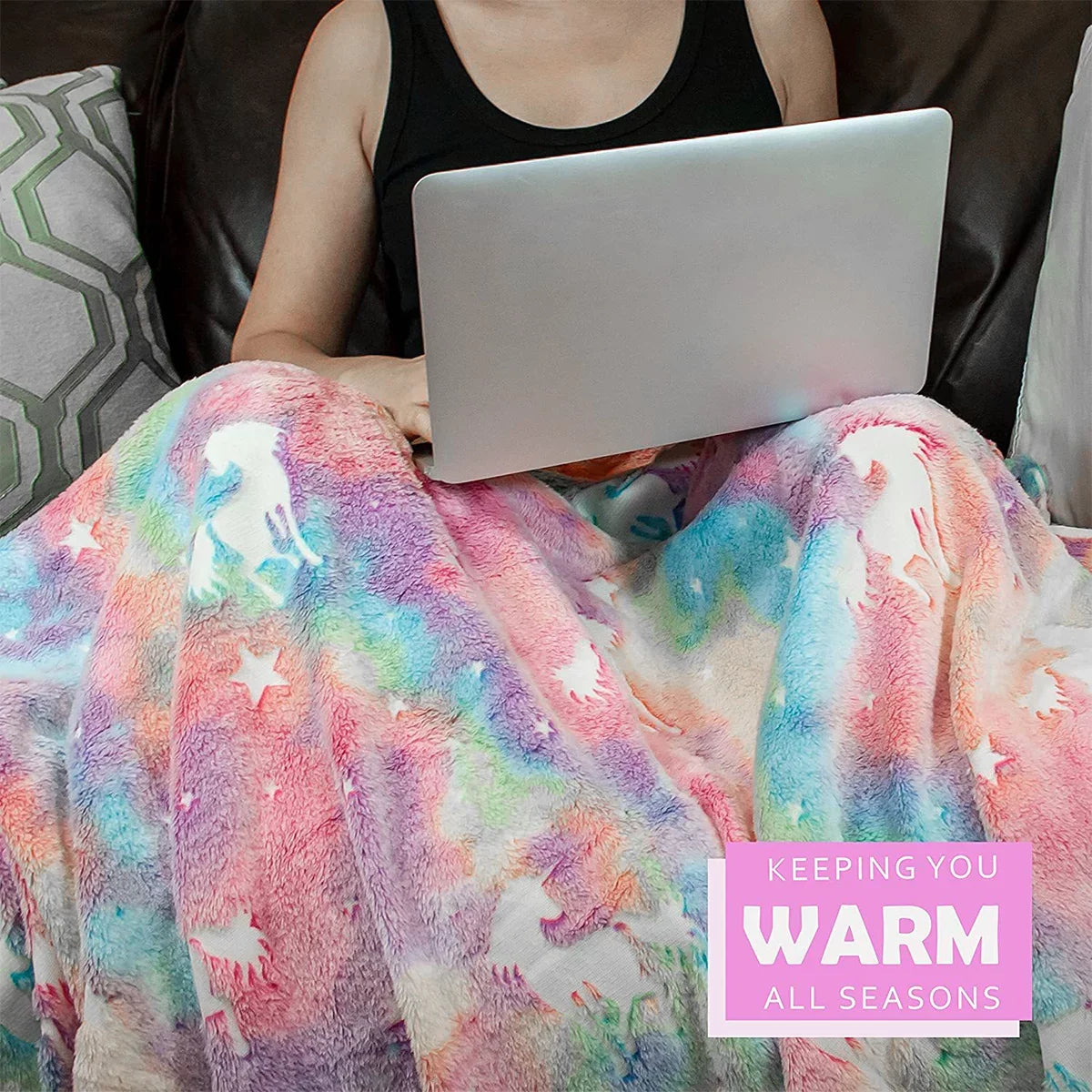 Glow In The Dark Blanket, Luminous Glowing Blanket For Kids, Super Soft Cozy Warm Rainbow Blanket, Unicorns Flannel Throw Blanket, Sleepiwsh Unicorn Kids Glow Throw, Rainbow Blanket Birthday for Toddler Kids, Cozy Soft Fluffy Fleece Nap Sleep Blankets