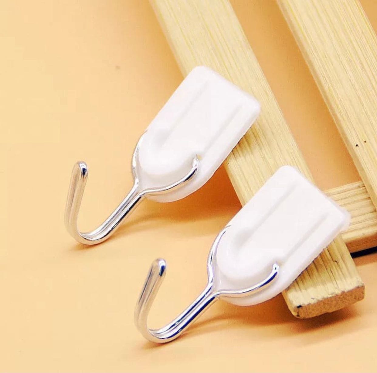 Pack Of 6 Self Adhesive Wall Mounted Hanger Suction Cups, Strong Self Adhesive Hooks, Bathroom Kitchen Sticky Wall Hook