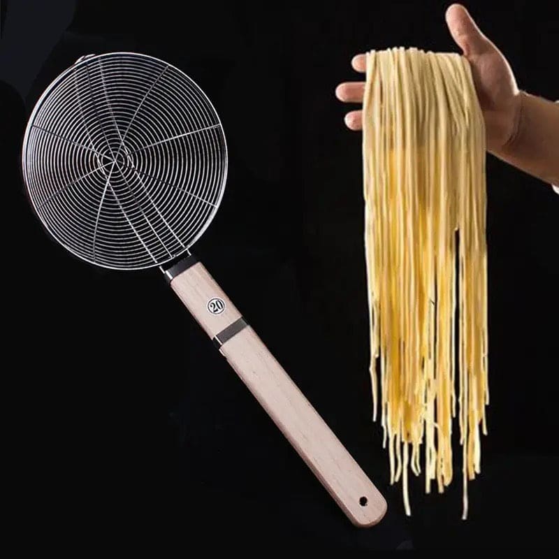 Spider Strainer,  Large Stainless Steel Mesh Filter Colander, Wooden Handle Kitchen Oil Filter, French Fries Colanders Strainer, Wooden Handle Frying Net, Hot Pot Leaky Filter Sieve, Household Kitchen Strainer