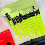 Set Of 24 Makeup Brush Set, Professional Beauty Makeup Brush Sets, Wooden Handle Makeup Brushes, Eye Blending Makeup Brushes with Bag