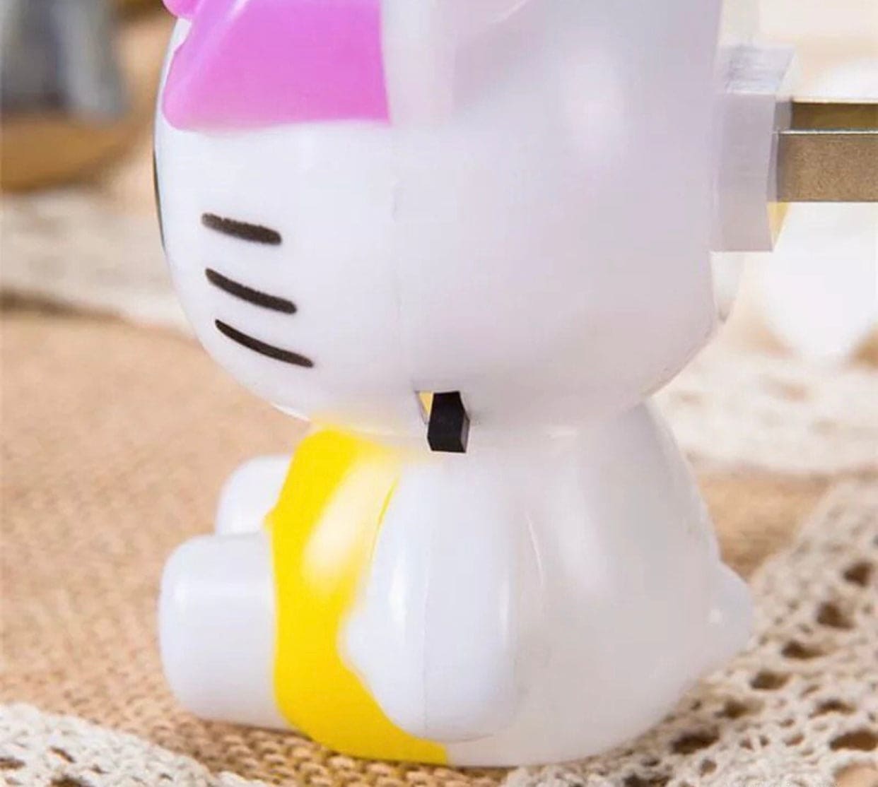 Hello Kitty Night Light, Cartoon Kitty Modeling Tri  Color LED Night Light, Eye Protection Plug Lamp