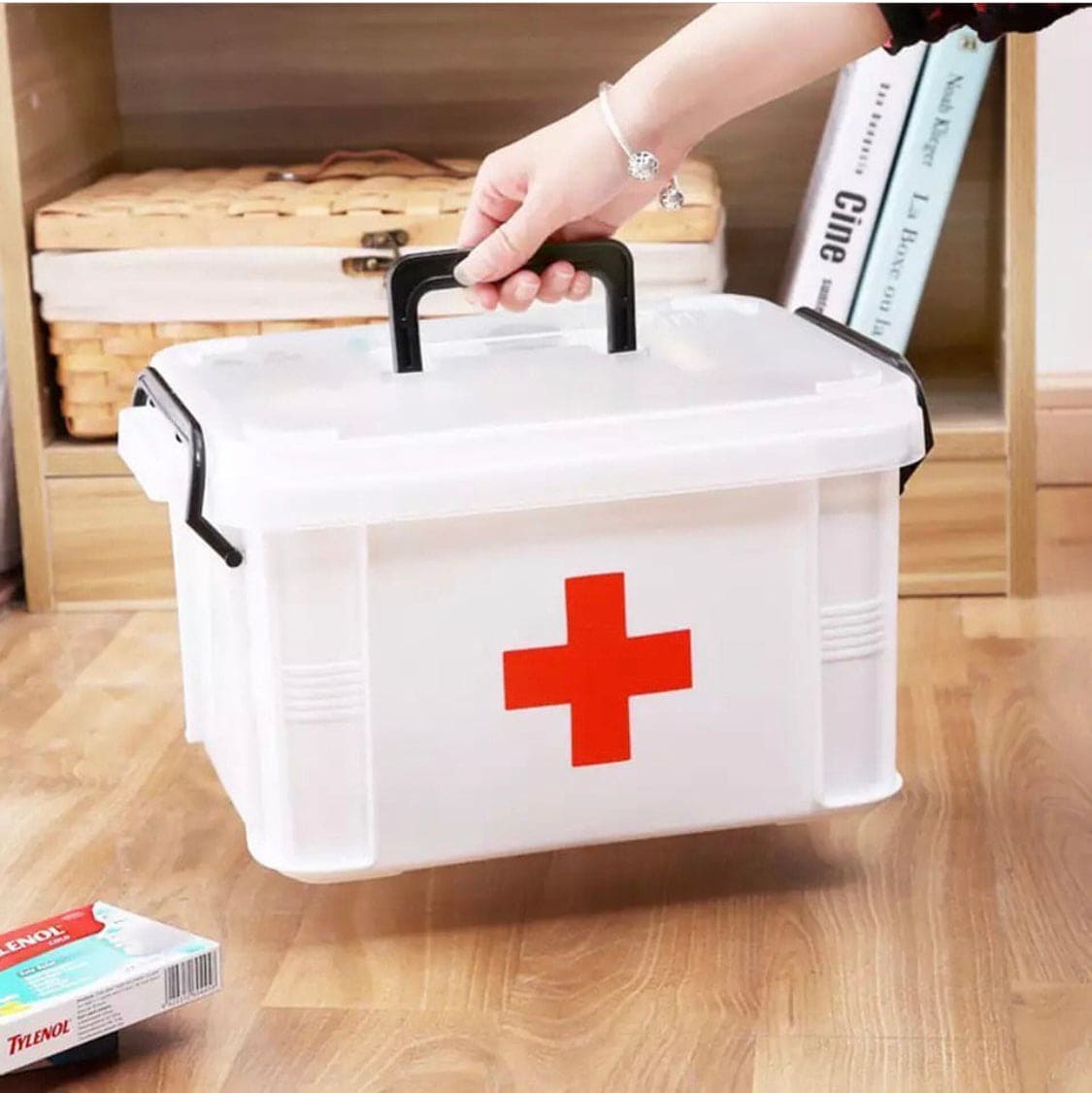 Portable First Aid Kit Emergency Box, Family Medicine Box/Family Emergency Kit Storage Box, Multifunctional Medicine Box, Multi-Layer Plastic Medicine Box, Medicine Storage Organizer, Black Handle Emergency Box