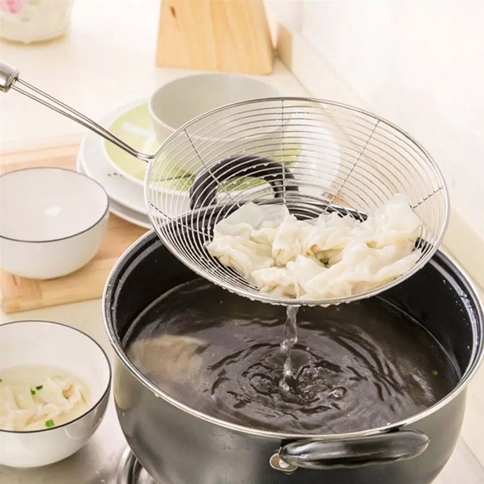 Home Kitchen Strainer, Stainless Steel Oval Skimmer, Oil Pot Food Filter, Round Stainless Steel Frying Food Colander With Long Handle, Dumplings Chaffy Dish Strainer, Kitchen Noodle Scoop Fried Strainer, Wire Fine Mesh Oil Strainer