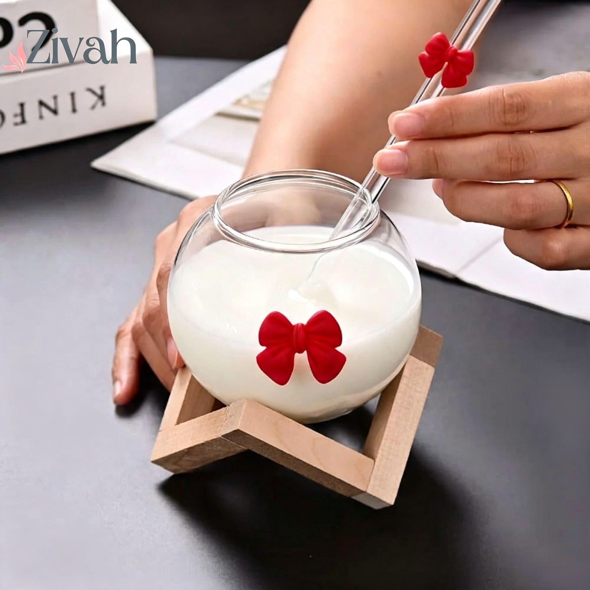 Glasslux Bow Mug With Straw Along Bamboo Base Stand
