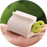 Rolling Tube Toothpaste Squeezer – Easy-to-Use Tube Roller for Bathroom & Kitchen